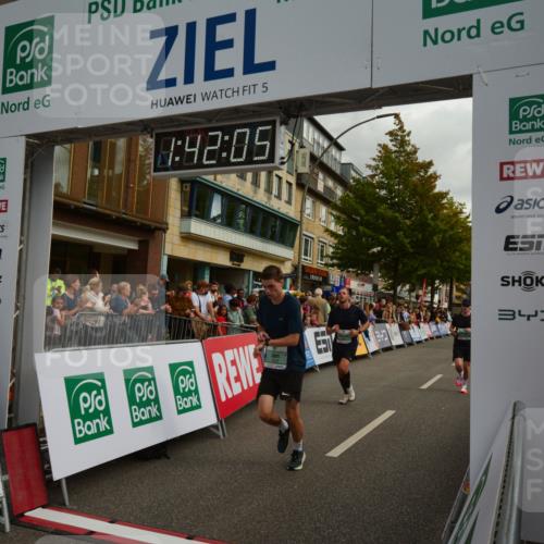 20.09.2026 - PSD Bank Halbmarathon LAZAROV Photography http://msf.ph/oto/10550477 20.09.2026 11:42:05 Ziel 1188, 1852, 2069, 2179, 2267, 2981, 3608, 4654 meine-sportfotos.de