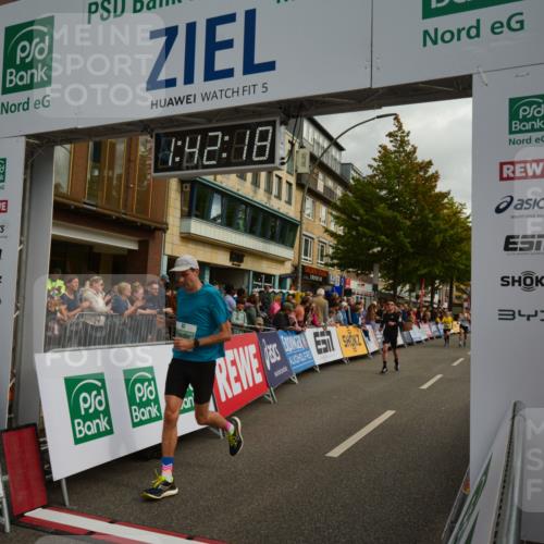 20.09.2026 - PSD Bank Halbmarathon LAZAROV Photography http://msf.ph/oto/10550497 20.09.2026 11:42:17 Ziel 1188, 1591, 1879, 2179, 2256, 2633, 4620, 4653 meine-sportfotos.de