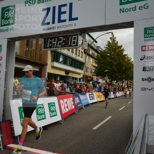 20.09.2026 - PSD Bank Halbmarathon LAZAROV Photography http://msf.ph/oto/10550499 20.09.2026 11:42:18 Ziel 1188, 1591, 1879, 2179, 2256, 2633, 4620, 4653 meine-sportfotos.de