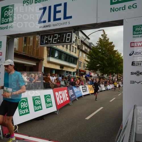 20.09.2026 - PSD Bank Halbmarathon LAZAROV Photography http://msf.ph/oto/10550500 20.09.2026 11:42:18 Ziel 1188, 1591, 1879, 2179, 2256, 2633, 4620, 4653 meine-sportfotos.de