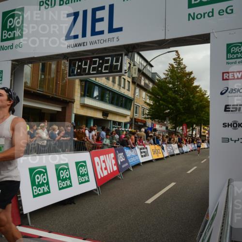 20.09.2026 - PSD Bank Halbmarathon LAZAROV Photography http://msf.ph/oto/10550509 20.09.2026 11:42:24 Ziel 1336, 1591, 1879, 2256, 2633, 4620, 4653 meine-sportfotos.de