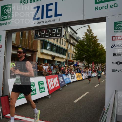 20.09.2026 - PSD Bank Halbmarathon LAZAROV Photography http://msf.ph/oto/10550513 20.09.2026 11:42:35 Ziel 1336, 1591, 2781, 4251, 4288, 4385, 4620, 4760 meine-sportfotos.de