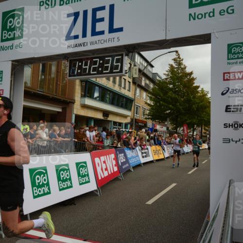 20.09.2026 - PSD Bank Halbmarathon LAZAROV Photography http://msf.ph/oto/10550514 20.09.2026 11:42:35 Ziel 1336, 1591, 2781, 4251, 4288, 4385, 4620, 4760 meine-sportfotos.de