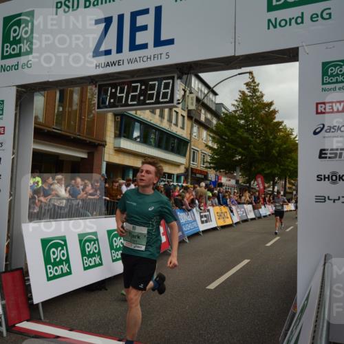 20.09.2026 - PSD Bank Halbmarathon LAZAROV Photography http://msf.ph/oto/10550516 20.09.2026 11:42:37 Ziel 1258, 1336, 2781, 3892, 4251, 4288, 4385, 4760 meine-sportfotos.de