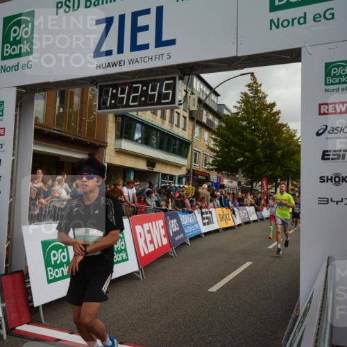 20.09.2026 - PSD Bank Halbmarathon LAZAROV Photography http://msf.ph/oto/10550529 20.09.2026 11:42:44 Ziel 1258, 1888, 2241, 2781, 3892, 4008, 4251, 4288, 4294, 4385, 4541, 4634, 4760 meine-sportfotos.de