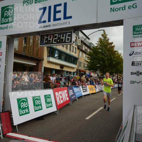 20.09.2026 - PSD Bank Halbmarathon LAZAROV Photography http://msf.ph/oto/10550533 20.09.2026 11:42:45 Ziel 1258, 1888, 2241, 3892, 4008, 4251, 4294, 4385, 4541, 4634, 4760 meine-sportfotos.de