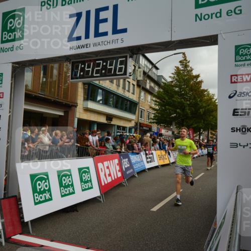 20.09.2026 - PSD Bank Halbmarathon LAZAROV Photography http://msf.ph/oto/10550534 20.09.2026 11:42:45 Ziel 1258, 1888, 2241, 3892, 4008, 4251, 4294, 4385, 4541, 4634, 4760 meine-sportfotos.de