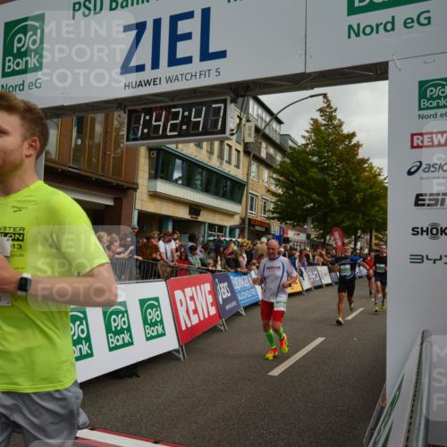 20.09.2026 - PSD Bank Halbmarathon LAZAROV Photography http://msf.ph/oto/10550538 20.09.2026 11:42:47 Ziel 1258, 1888, 2241, 3892, 4008, 4251, 4294, 4385, 4541, 4634, 4760 meine-sportfotos.de