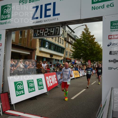 20.09.2026 - PSD Bank Halbmarathon LAZAROV Photography http://msf.ph/oto/10550540 20.09.2026 11:42:47 Ziel 1258, 1888, 2241, 3892, 4008, 4251, 4294, 4385, 4541, 4634, 4760 meine-sportfotos.de