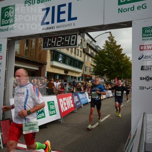 20.09.2026 - PSD Bank Halbmarathon LAZAROV Photography http://msf.ph/oto/10550544 20.09.2026 11:42:48 Ziel 1156, 1258, 1888, 2241, 3892, 4008, 4294, 4385, 4541, 4634, 4760 meine-sportfotos.de