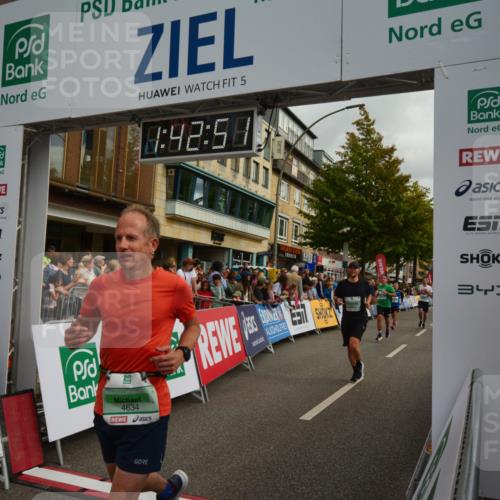 20.09.2026 - PSD Bank Halbmarathon LAZAROV Photography http://msf.ph/oto/10550557 20.09.2026 11:42:51 Ziel 1156, 1258, 1888, 1960, 2241, 3892, 4008, 4294, 4385, 4541, 4634 meine-sportfotos.de