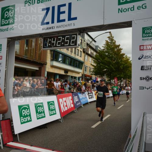 20.09.2026 - PSD Bank Halbmarathon LAZAROV Photography http://msf.ph/oto/10550559 20.09.2026 11:42:51 Ziel 1156, 1258, 1888, 1960, 2241, 3892, 4008, 4294, 4385, 4541, 4634 meine-sportfotos.de