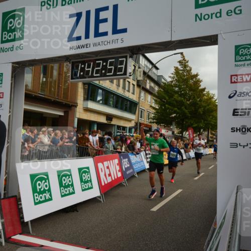 20.09.2026 - PSD Bank Halbmarathon LAZAROV Photography http://msf.ph/oto/10550566 20.09.2026 11:42:53 Ziel 1156, 1258, 1888, 1960, 2241, 3892, 4008, 4294, 4541, 4634 meine-sportfotos.de
