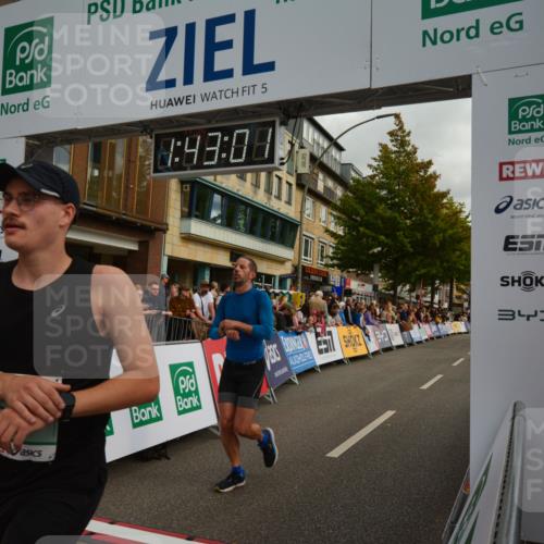 20.09.2026 - PSD Bank Halbmarathon LAZAROV Photography http://msf.ph/oto/10550580 20.09.2026 11:43:00 Ziel 1156, 1960, 4008, 4294, 4541, 4788 meine-sportfotos.de