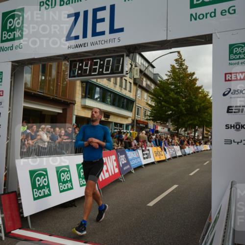 20.09.2026 - PSD Bank Halbmarathon LAZAROV Photography http://msf.ph/oto/10550581 20.09.2026 11:43:00 Ziel 1156, 1960, 4008, 4294, 4541, 4788 meine-sportfotos.de