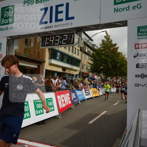 20.09.2026 - PSD Bank Halbmarathon LAZAROV Photography http://msf.ph/oto/10550590 20.09.2026 11:43:20 Ziel 1492, 2068, 2245, 2642, 2729, 3037, 3285, 4501, 4532 meine-sportfotos.de