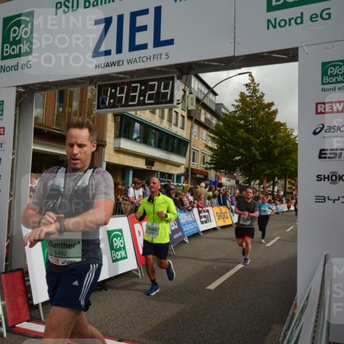 20.09.2026 - PSD Bank Halbmarathon LAZAROV Photography http://msf.ph/oto/10550595 20.09.2026 11:43:23 Ziel 1492, 2068, 2245, 2637, 2642, 2729, 3037, 3285, 4501, 4532 meine-sportfotos.de
