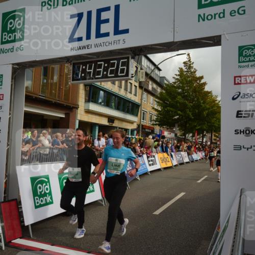 20.09.2026 - PSD Bank Halbmarathon LAZAROV Photography http://msf.ph/oto/10550605 20.09.2026 11:43:26 Ziel 1492, 1671, 2068, 2245, 2637, 2642, 2729, 3037, 3285, 4055, 4351, 4501, 4532 meine-sportfotos.de