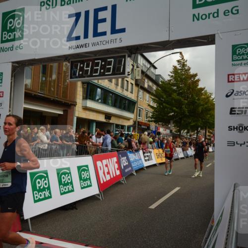 20.09.2026 - PSD Bank Halbmarathon LAZAROV Photography http://msf.ph/oto/10550616 20.09.2026 11:43:30 Ziel 1671, 2068, 2245, 2637, 2642, 2729, 3037, 3285, 4055, 4307, 4351, 4501 meine-sportfotos.de