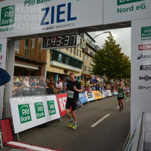 20.09.2026 - PSD Bank Halbmarathon LAZAROV Photography http://msf.ph/oto/10550638 20.09.2026 11:43:36 Ziel 1431, 1671, 2568, 2637, 3023, 3037, 4055, 4220, 4307, 4351, 4501, 4529, 4658 meine-sportfotos.de