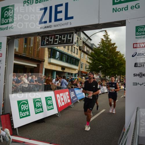 20.09.2026 - PSD Bank Halbmarathon LAZAROV Photography http://msf.ph/oto/10550661 20.09.2026 11:43:43 Ziel 1431, 1553, 2211, 2568, 3023, 3662, 4055, 4220, 4307, 4351, 4529, 4658, 4787 meine-sportfotos.de