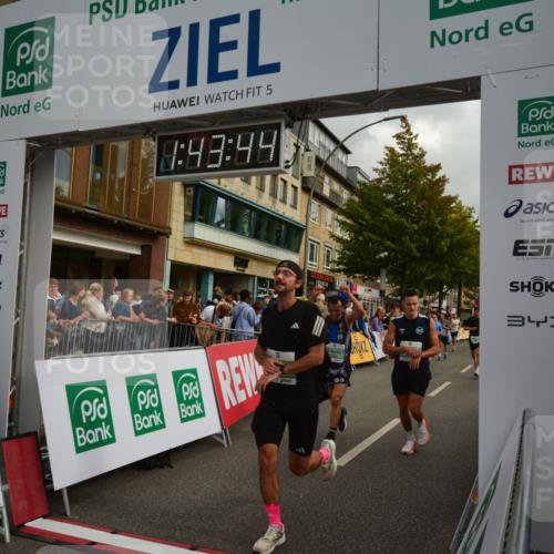 20.09.2026 - PSD Bank Halbmarathon LAZAROV Photography http://msf.ph/oto/10550663 20.09.2026 11:43:44 Ziel 1431, 1553, 2211, 2568, 3023, 3117, 3662, 4055, 4220, 4307, 4529, 4658, 4787 meine-sportfotos.de