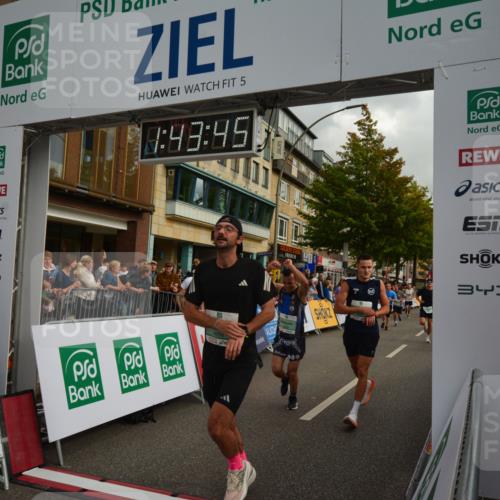 20.09.2026 - PSD Bank Halbmarathon LAZAROV Photography http://msf.ph/oto/10550664 20.09.2026 11:43:44 Ziel 1431, 1553, 2211, 2568, 3023, 3117, 3662, 4055, 4220, 4307, 4529, 4658, 4787 meine-sportfotos.de
