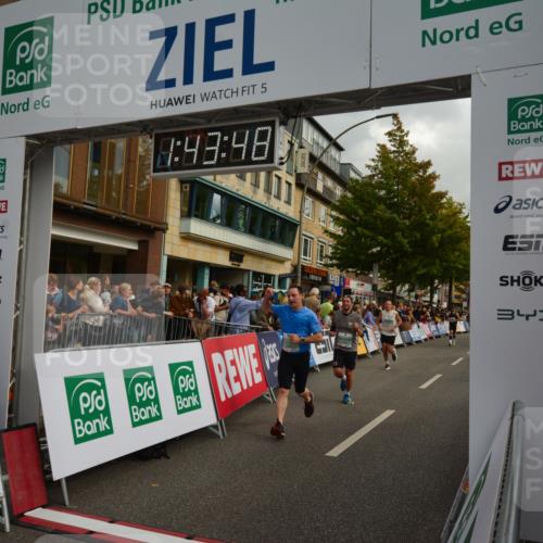 20.09.2026 - PSD Bank Halbmarathon LAZAROV Photography http://msf.ph/oto/10550679 20.09.2026 11:43:48 Ziel 1431, 1493, 1553, 2071, 2211, 2568, 2946, 3023, 3117, 3662, 4220, 4307, 4529, 4658, 4787 meine-sportfotos.de