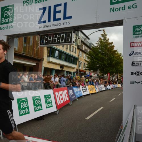 20.09.2026 - PSD Bank Halbmarathon LAZAROV Photography http://msf.ph/oto/10550719 20.09.2026 11:44:00 Ziel 1493, 1833, 2071, 2211, 2946, 3117, 3651, 4723 meine-sportfotos.de