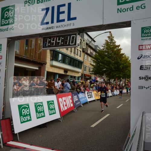 20.09.2026 - PSD Bank Halbmarathon LAZAROV Photography http://msf.ph/oto/10550730 20.09.2026 11:44:09 Ziel 1147, 1455, 1715, 1833, 2132, 2366, 2467, 2512, 2966, 3613, 3651, 4607, 4723 meine-sportfotos.de