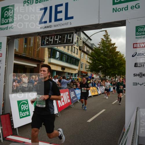 20.09.2026 - PSD Bank Halbmarathon LAZAROV Photography http://msf.ph/oto/10550741 20.09.2026 11:44:14 Ziel 1147, 1455, 1715, 1833, 2132, 2366, 2467, 2512, 2966, 3613, 4533, 4607, 4608, 4723 meine-sportfotos.de