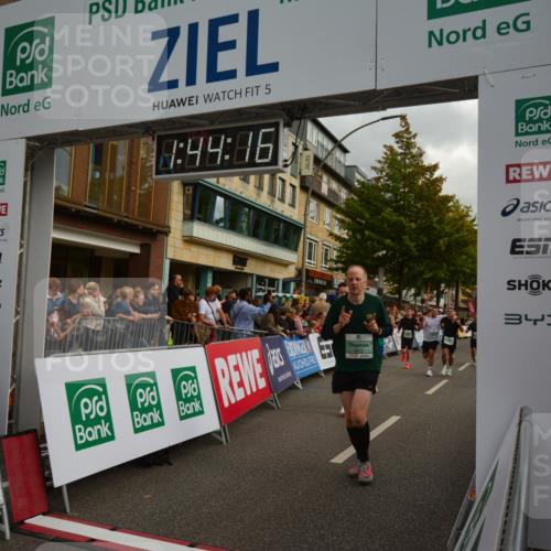20.09.2026 - PSD Bank Halbmarathon LAZAROV Photography http://msf.ph/oto/10550750 20.09.2026 11:44:16 Ziel 1147, 1455, 1715, 1753, 1833, 2132, 2366, 2467, 2512, 2966, 3322, 3613, 4026, 4533, 4607, 4608 meine-sportfotos.de