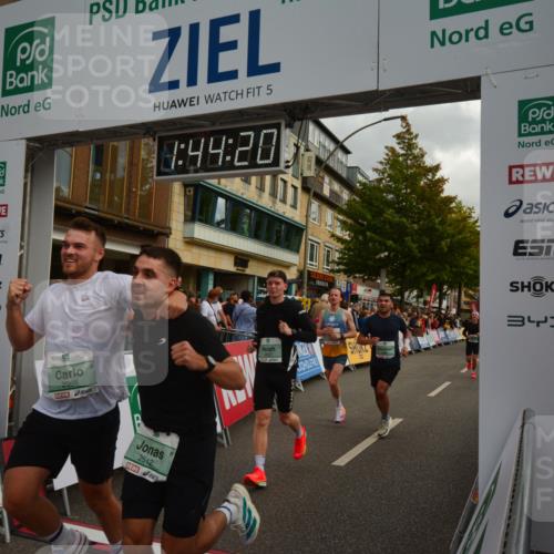 20.09.2026 - PSD Bank Halbmarathon LAZAROV Photography http://msf.ph/oto/10550768 20.09.2026 11:44:19 Ziel 1147, 1455, 1715, 1753, 2132, 2366, 2467, 2512, 2805, 2966, 3322, 3613, 4026, 4309, 4533, 4607, 4608 meine-sportfotos.de