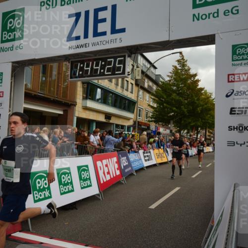 20.09.2026 - PSD Bank Halbmarathon LAZAROV Photography http://msf.ph/oto/10550785 20.09.2026 11:44:25 Ziel 1147, 1317, 1753, 2467, 2512, 2805, 2966, 3322, 4026, 4309, 4533, 4607, 4608 meine-sportfotos.de