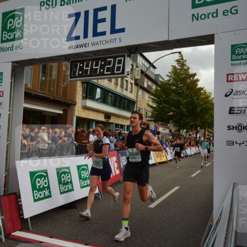 20.09.2026 - PSD Bank Halbmarathon LAZAROV Photography http://msf.ph/oto/10550794 20.09.2026 11:44:28 Ziel 1317, 1730, 1753, 2805, 3322, 3706, 4026, 4309, 4533, 4608 meine-sportfotos.de