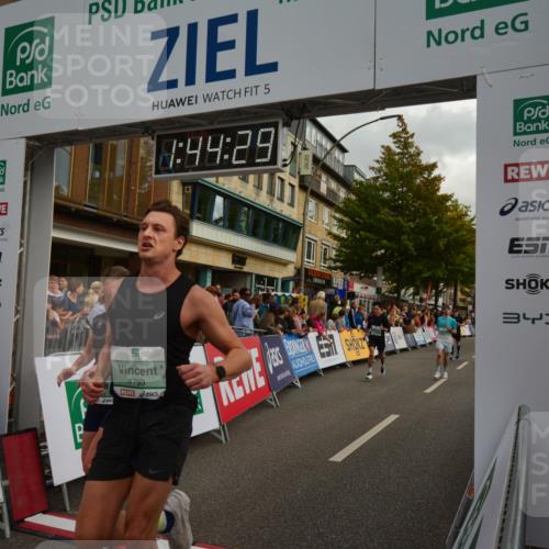 20.09.2026 - PSD Bank Halbmarathon LAZAROV Photography http://msf.ph/oto/10550797 20.09.2026 11:44:28 Ziel 1317, 1730, 1753, 2805, 3322, 3706, 4026, 4309, 4533, 4608 meine-sportfotos.de