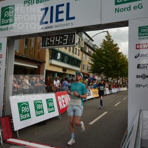20.09.2026 - PSD Bank Halbmarathon LAZAROV Photography http://msf.ph/oto/10550801 20.09.2026 11:44:31 Ziel 1317, 1730, 1753, 2593, 2708, 2805, 3322, 3706, 4026, 4309, 4533 meine-sportfotos.de