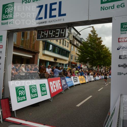 20.09.2026 - PSD Bank Halbmarathon LAZAROV Photography http://msf.ph/oto/10550808 20.09.2026 11:44:33 Ziel 1317, 1730, 1753, 2593, 2708, 2805, 3322, 3506, 3706, 4026, 4309 meine-sportfotos.de