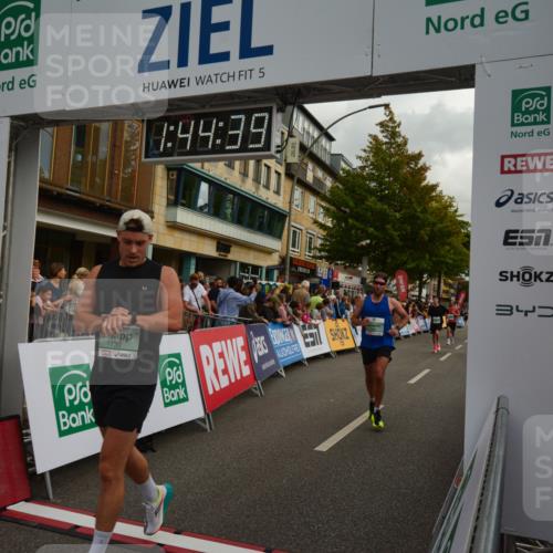 20.09.2026 - PSD Bank Halbmarathon LAZAROV Photography http://msf.ph/oto/10550810 20.09.2026 11:44:38 Ziel 1081, 1317, 1730, 2593, 2708, 3506, 3706 meine-sportfotos.de