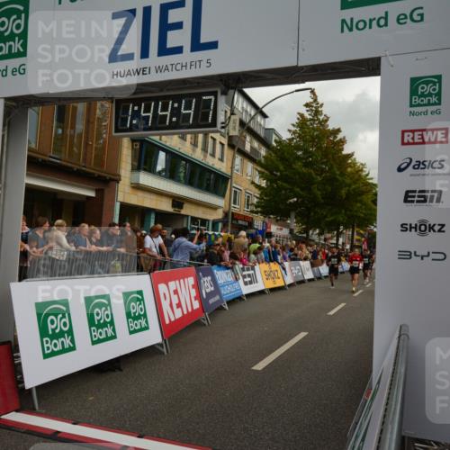 20.09.2026 - PSD Bank Halbmarathon LAZAROV Photography http://msf.ph/oto/10550833 20.09.2026 11:44:46 Ziel 1081, 1083, 1771, 2558, 2593, 2708, 3319, 3506 meine-sportfotos.de