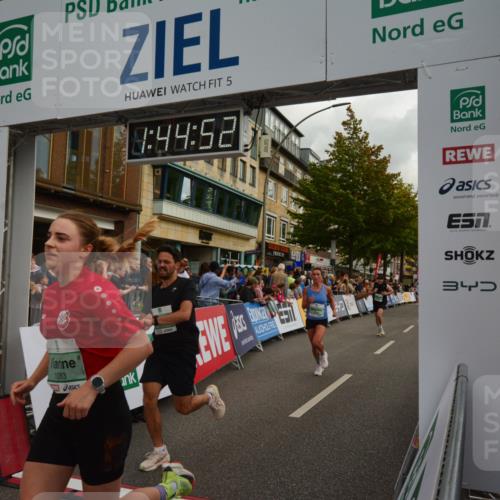 20.09.2026 - PSD Bank Halbmarathon LAZAROV Photography http://msf.ph/oto/10550843 20.09.2026 11:44:51 Ziel 1081, 1083, 1547, 1771, 2558, 2677, 3319, 3506, 4365, 4366 meine-sportfotos.de