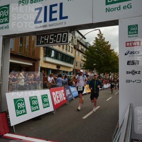20.09.2026 - PSD Bank Halbmarathon LAZAROV Photography http://msf.ph/oto/10550863 20.09.2026 11:44:59 Ziel 1159, 1430, 1547, 2558, 2677, 3861, 4365, 4366 meine-sportfotos.de