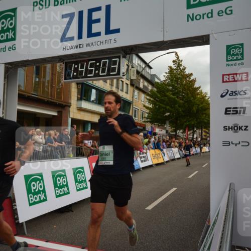 20.09.2026 - PSD Bank Halbmarathon LAZAROV Photography http://msf.ph/oto/10550873 20.09.2026 11:45:03 Ziel 1159, 1430, 1547, 2300, 2677, 2928, 2959, 3861, 3913, 3981, 4365, 4366 meine-sportfotos.de