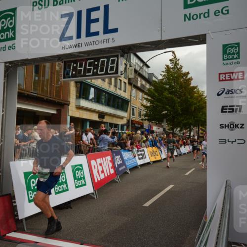 20.09.2026 - PSD Bank Halbmarathon LAZAROV Photography http://msf.ph/oto/10550878 20.09.2026 11:45:07 Ziel 1159, 1374, 1430, 2300, 2677, 2928, 2959, 3861, 3913, 3981, 4365, 4366 meine-sportfotos.de