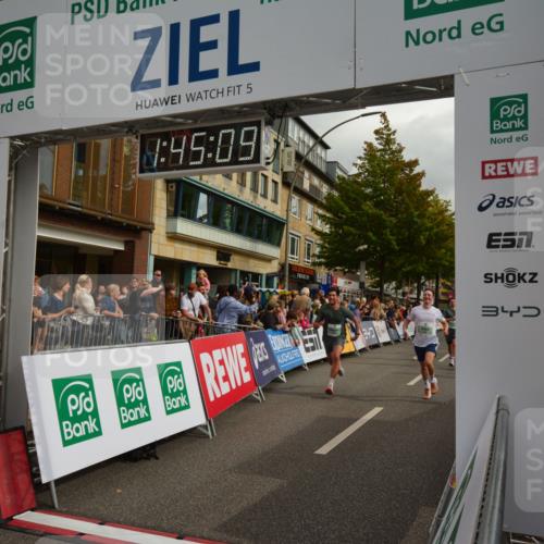 20.09.2026 - PSD Bank Halbmarathon LAZAROV Photography http://msf.ph/oto/10550884 20.09.2026 11:45:08 Ziel 1159, 1374, 1430, 2300, 2928, 2959, 3861, 3913, 3981, 4365, 4366 meine-sportfotos.de