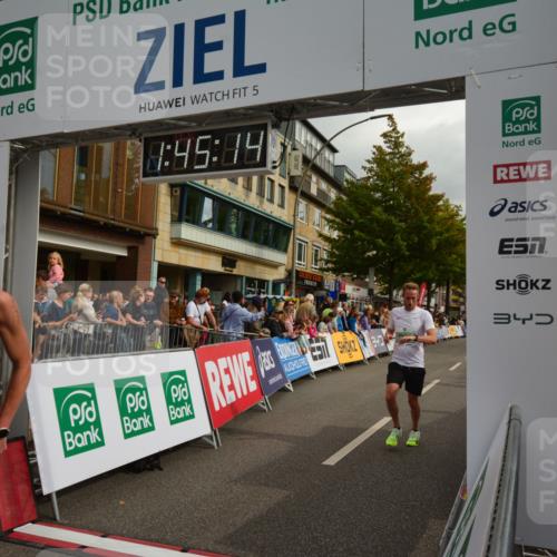 20.09.2026 - PSD Bank Halbmarathon LAZAROV Photography http://msf.ph/oto/10550902 20.09.2026 11:45:13 Ziel 1159, 1168, 1374, 1430, 2300, 2928, 2959, 3861, 3913, 3981 meine-sportfotos.de