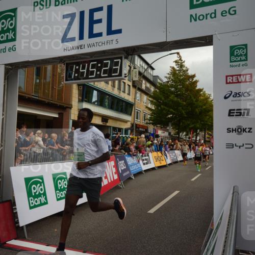 20.09.2026 - PSD Bank Halbmarathon LAZAROV Photography http://msf.ph/oto/10550915 20.09.2026 11:45:22 Ziel 1168, 1374, 1972, 2386, 3496, 3865, 3955, 4744, 4745 meine-sportfotos.de