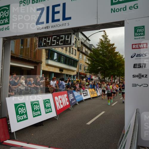 20.09.2026 - PSD Bank Halbmarathon LAZAROV Photography http://msf.ph/oto/10550919 20.09.2026 11:45:23 Ziel 1168, 1374, 1972, 2386, 3496, 3865, 3955, 4744, 4745 meine-sportfotos.de