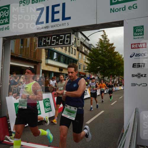 20.09.2026 - PSD Bank Halbmarathon LAZAROV Photography http://msf.ph/oto/10550921 20.09.2026 11:45:26 Ziel 1168, 1972, 2386, 3496, 3865, 3955, 4534, 4744, 4745 meine-sportfotos.de