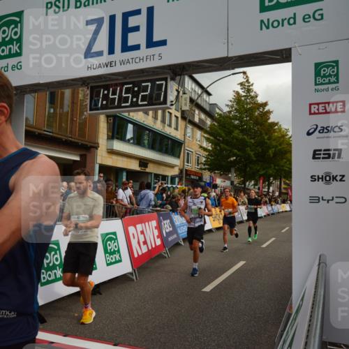 20.09.2026 - PSD Bank Halbmarathon LAZAROV Photography http://msf.ph/oto/10550924 20.09.2026 11:45:26 Ziel 1168, 1972, 2386, 3496, 3865, 3955, 4534, 4744, 4745 meine-sportfotos.de